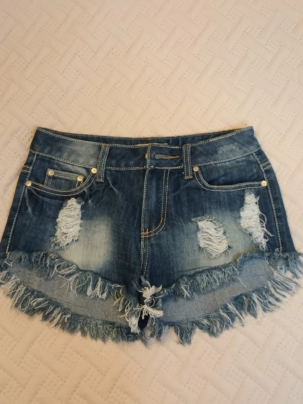 Almost‎ Famous Distressed Blue Denim Jeans 7
